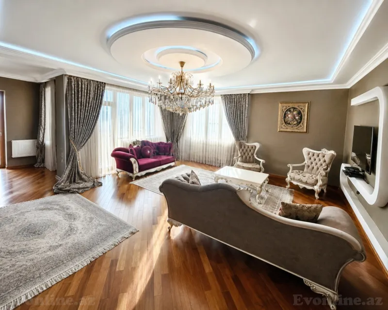 3 otaqlı Mənzil 168 m² 8 Noyabr m. Satılır