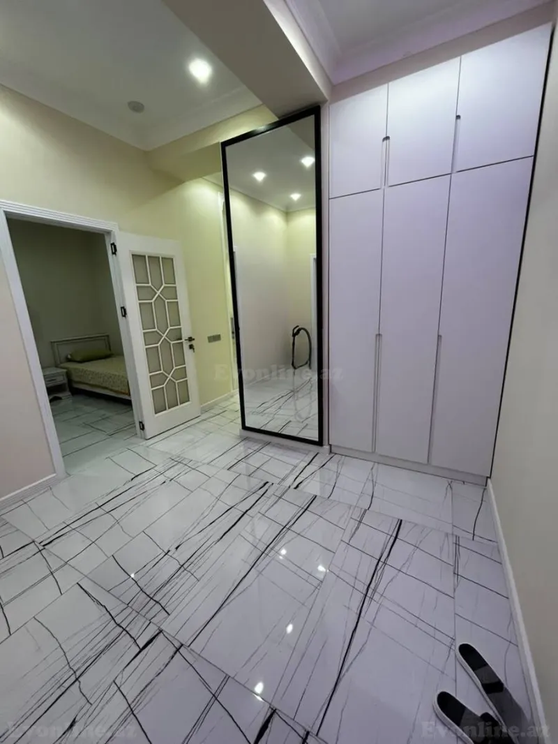 Kirayə verilir 4 otaqlı Mənzil Yeni tikili 120 m² Nərimanov r. - şəkil 14