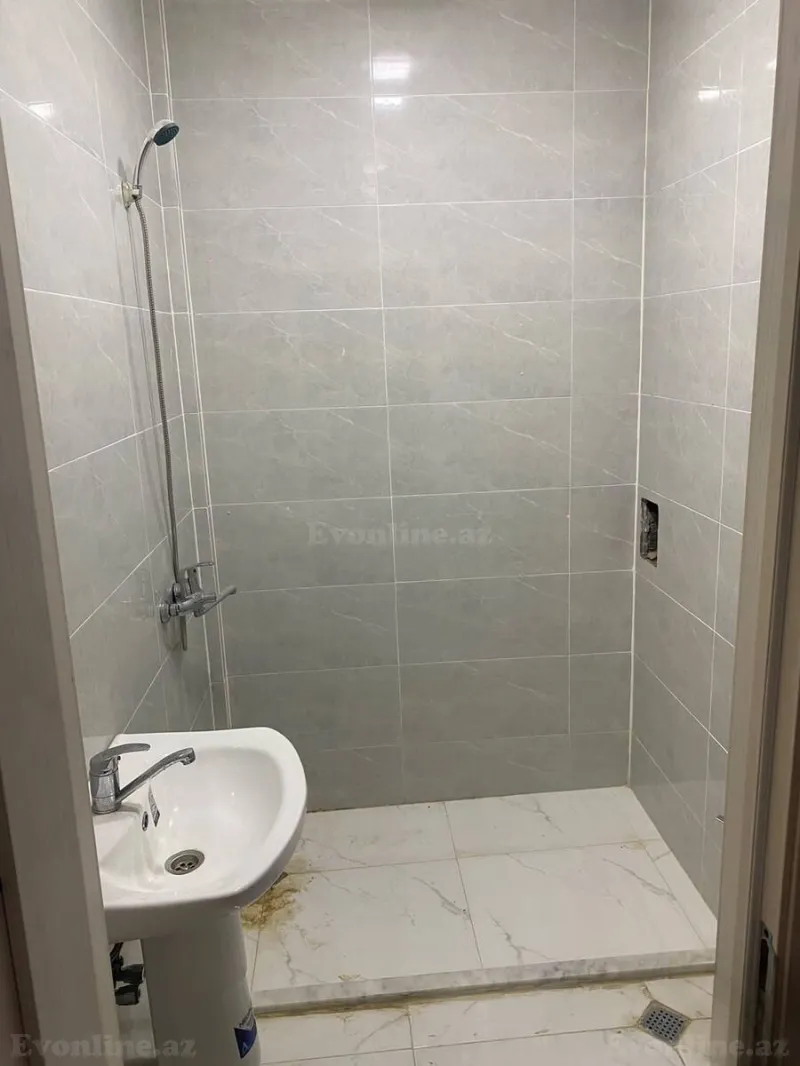 Satılır 2 otaqlı Mənzil Yeni tikili 50 m² Nəsimi r. - şəkil 5