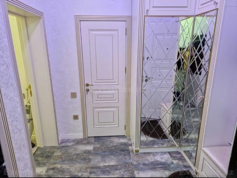 Kirayə verilir 3 otaqlı Mənzil Yeni tikili 80 m² Həzi Aslanov m. - şəkil 17