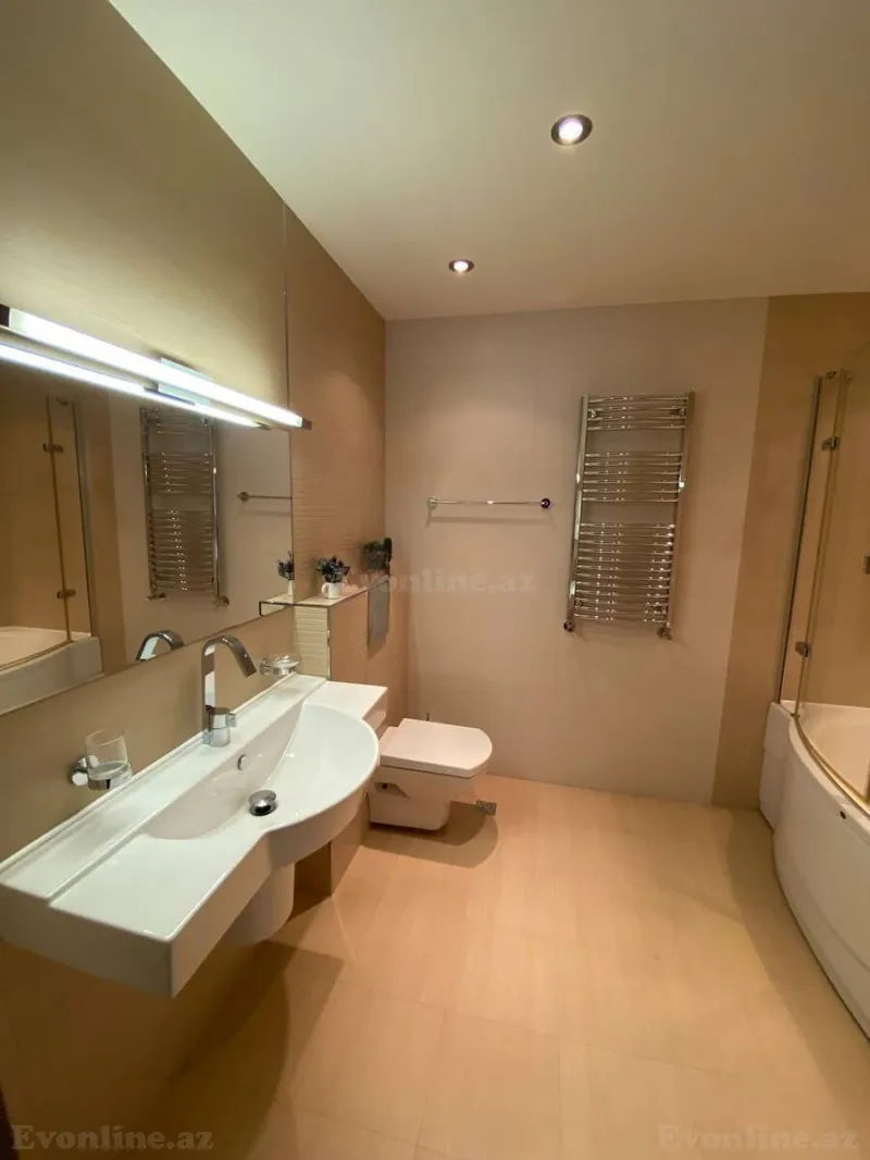 Satılır 4 otaqlı Mənzil Yeni tikili 200 m² 28 May m. - şəkil 8