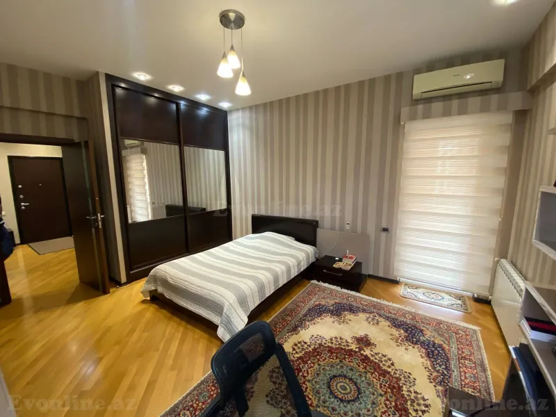 Satılır 4 otaqlı Mənzil Yeni tikili 200 m² 28 May m. - şəkil 18
