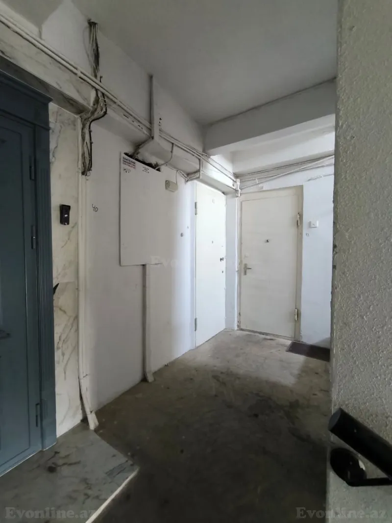 Satılır 2 otaqlı Mənzil Köhnə tikili 41 m² Gənclik m. - şəkil 9