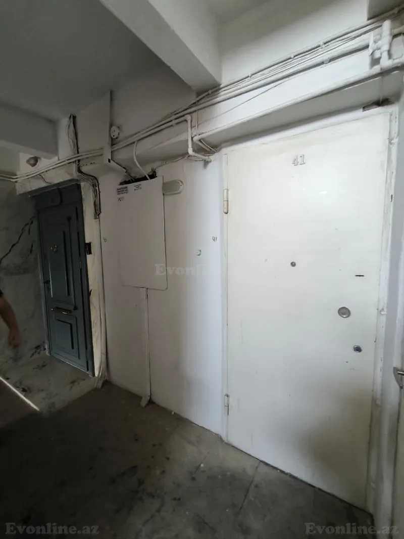 Satılır 2 otaqlı Mənzil Köhnə tikili 41 m² Gənclik m. - şəkil 10