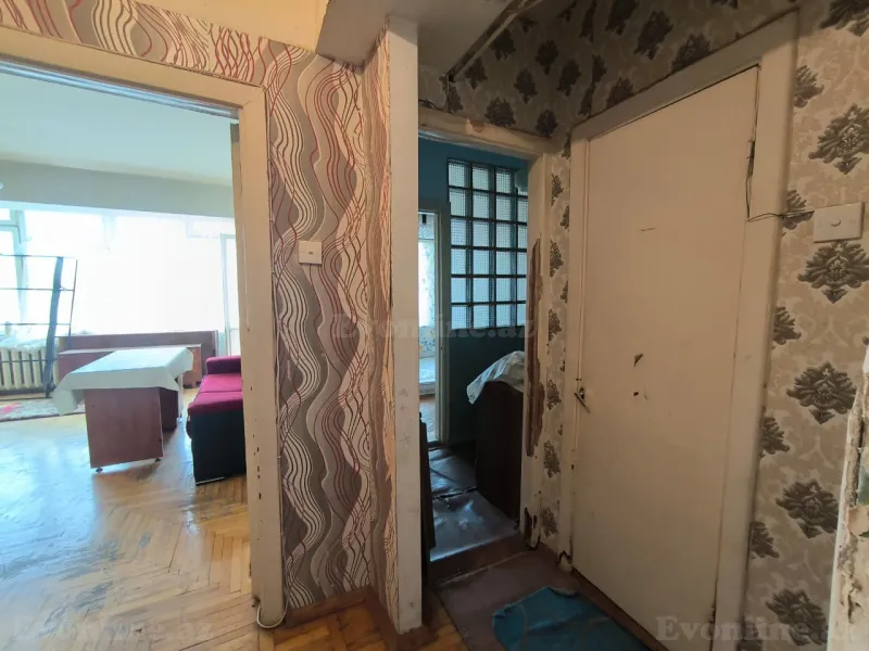 Satılır 2 otaqlı Mənzil Köhnə tikili 41 m² Gənclik m. - şəkil 17
