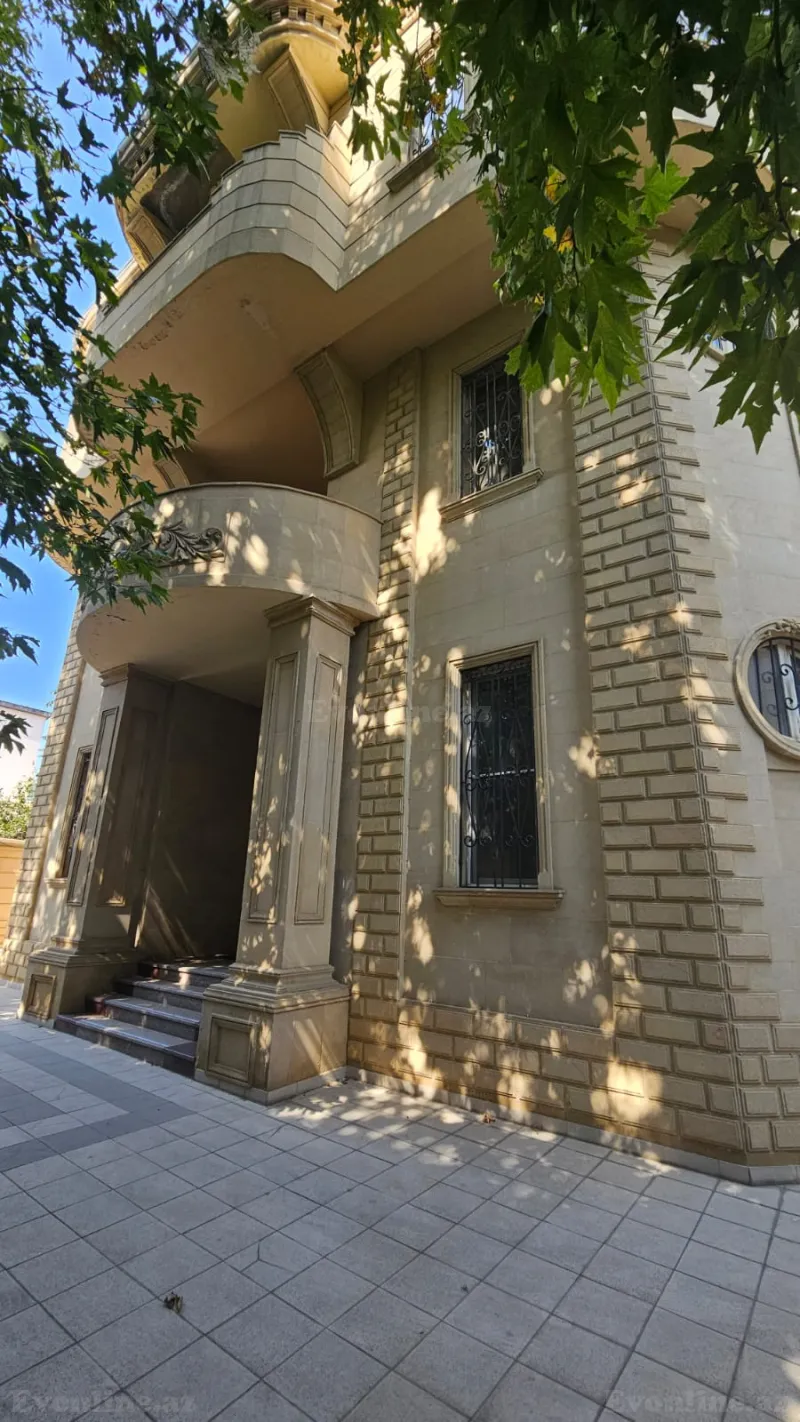 Kirayə verilir 10 otaqlı Həyət evi 5.8 m² Atatürk pr. - şəkil 2