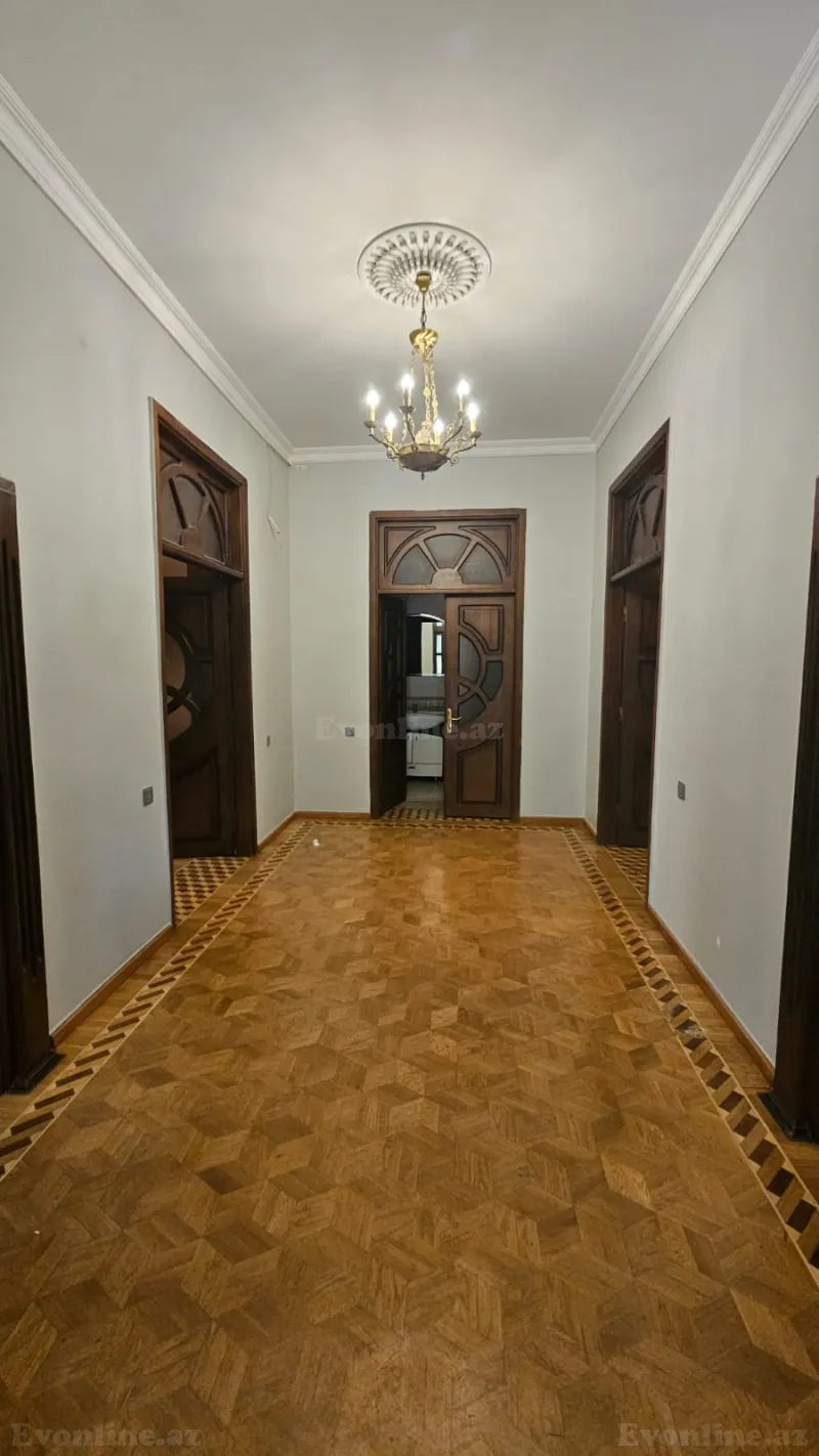 Kirayə verilir 10 otaqlı Həyət evi 5.8 m² Atatürk pr. - şəkil 12