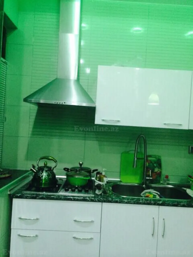 Satılır 2 otaqlı Mənzil Köhnə tikili 60 m² Sabunçu - şəkil 3