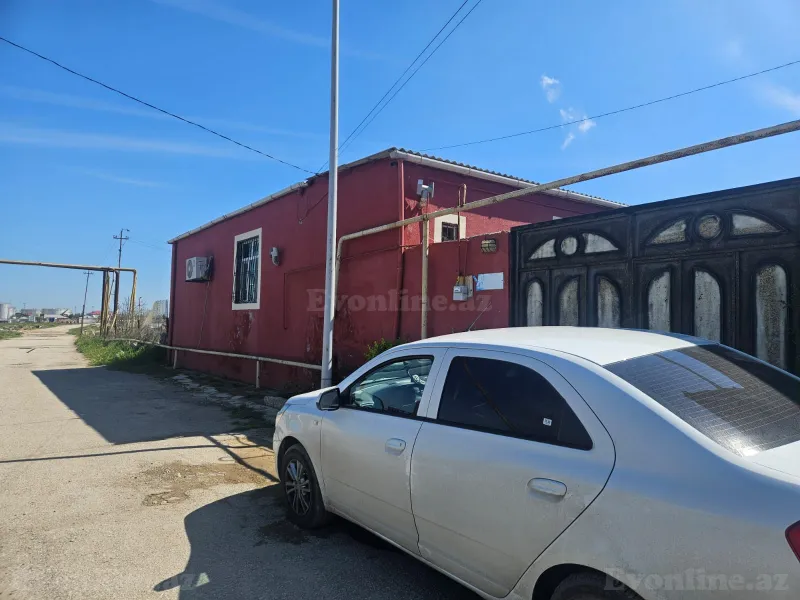 Satılır 4 otaqlı Həyət evi 140 m² Qaraçuxur