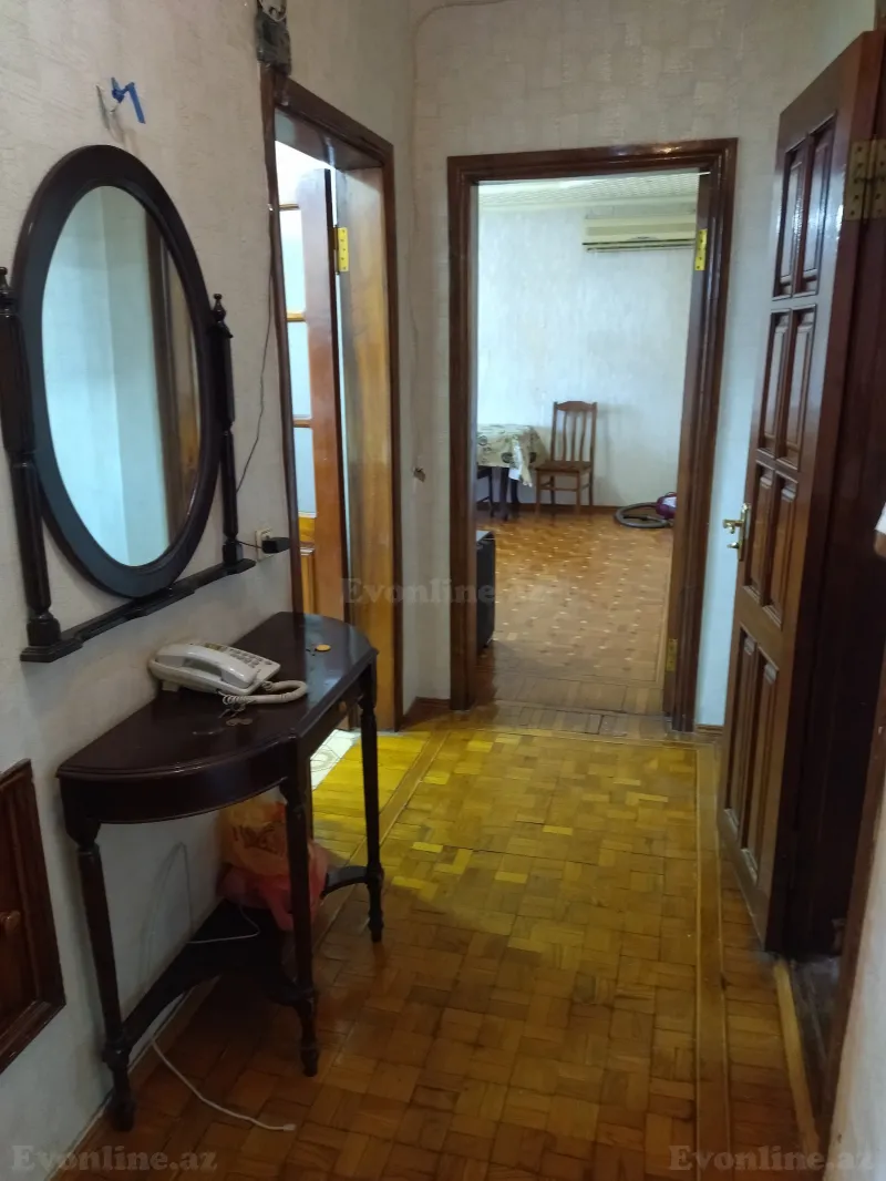 Kirayə verilir 3 otaqlı Mənzil Köhnə tikili 90 m² 8 Noyabr m. - şəkil 2