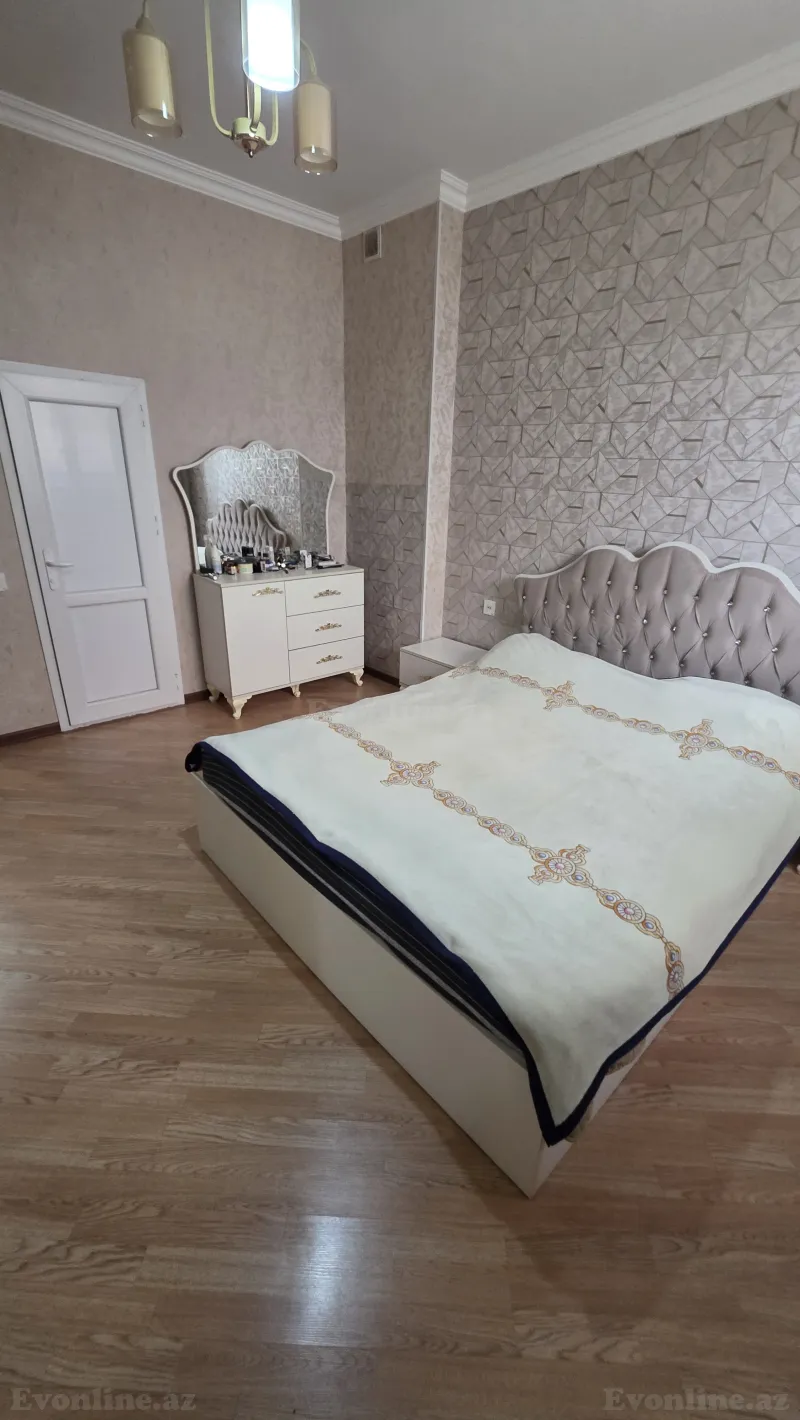 Satılır 4 otaqlı Mənzil Köhnə tikili 110 m² Yasamal - şəkil 8