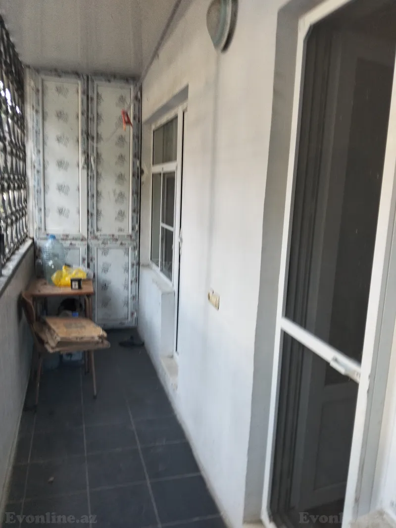 Satılır 3 otaqlı Mənzil Köhnə tikili 78 m² Əhmədli - şəkil 2