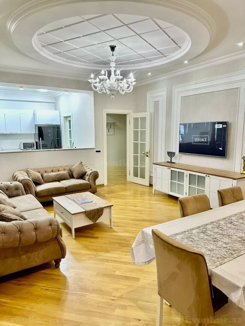 3 otaqlı Mənzil 120 m² 28 May m. Kirayə verilir