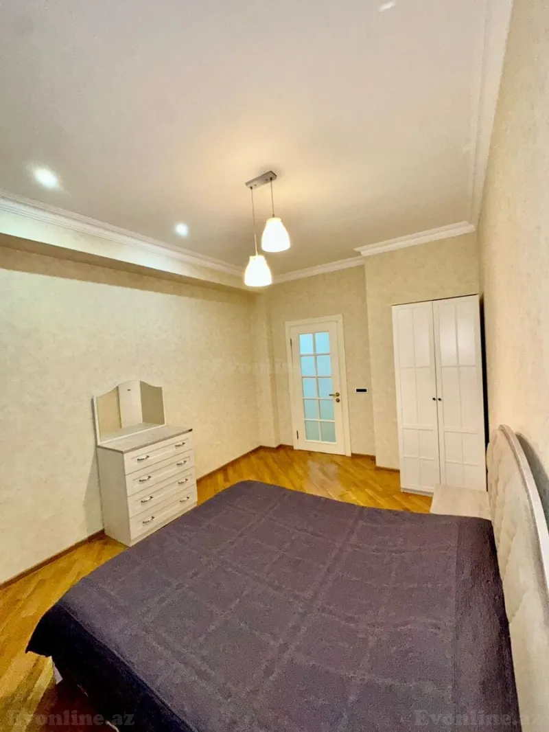 Kirayə verilir 3 otaqlı Mənzil Yeni tikili 120 m² 28 May m. - şəkil 6