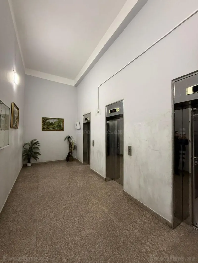 Satılır 2 otaqlı Mənzil Yeni tikili 125 m² Nəsimi r. - şəkil 8