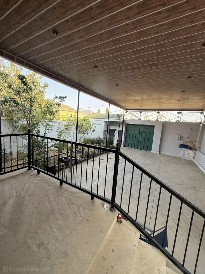 3 otaqlı Həyət evi 100 m² Yeni Ramana Satılır