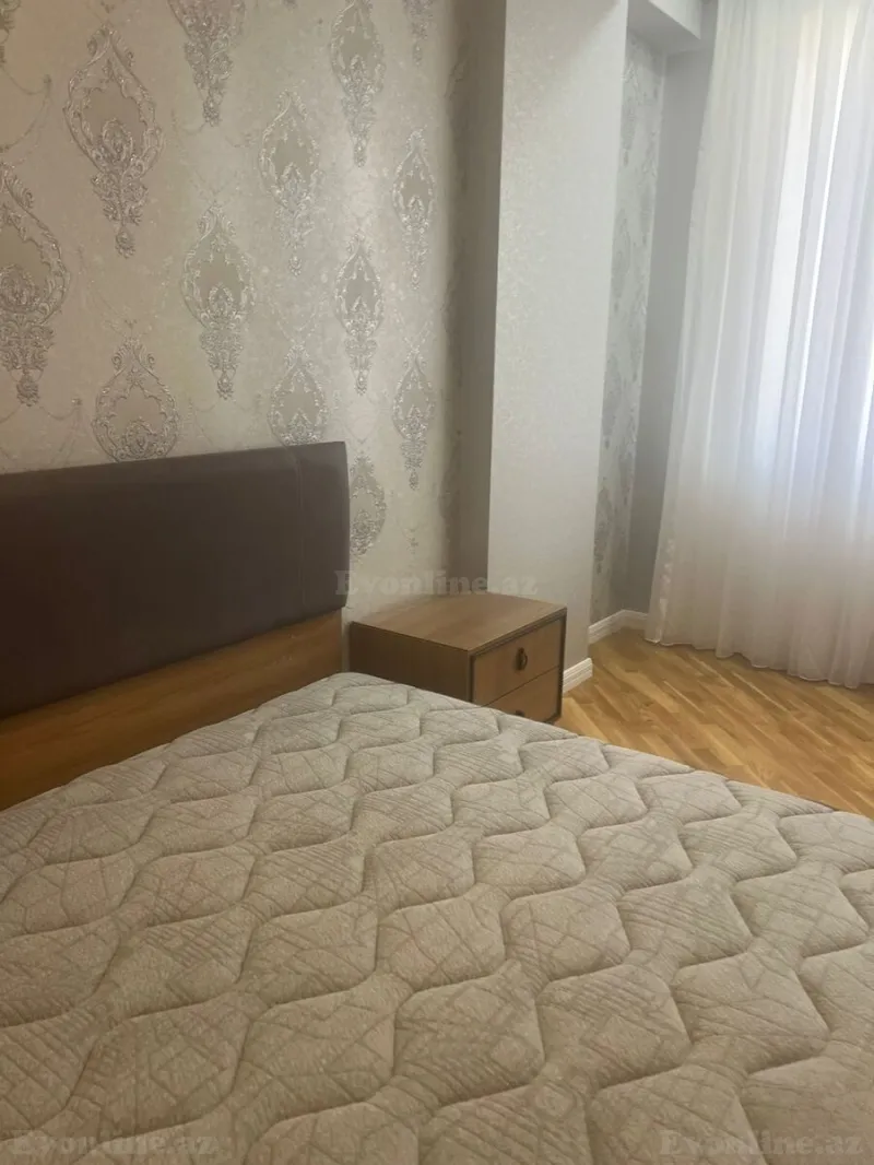 2 otaqlı Mənzil 78 m² Ağ şəhər Kirayə verilir