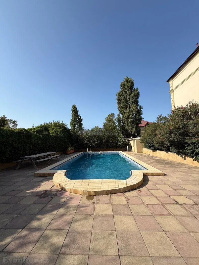 Satılır 12 otaqlı Həyət evi 600 m² Badamdar - şəkil 3