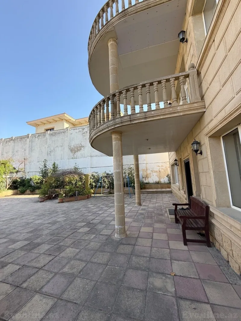 Satılır 12 otaqlı Həyət evi 600 m² Badamdar - şəkil 24