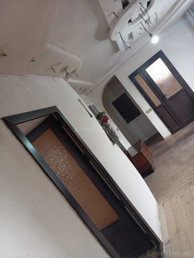 Satılır 4 otaqlı Həyət evi 200 m² Oğuz - şəkil 15