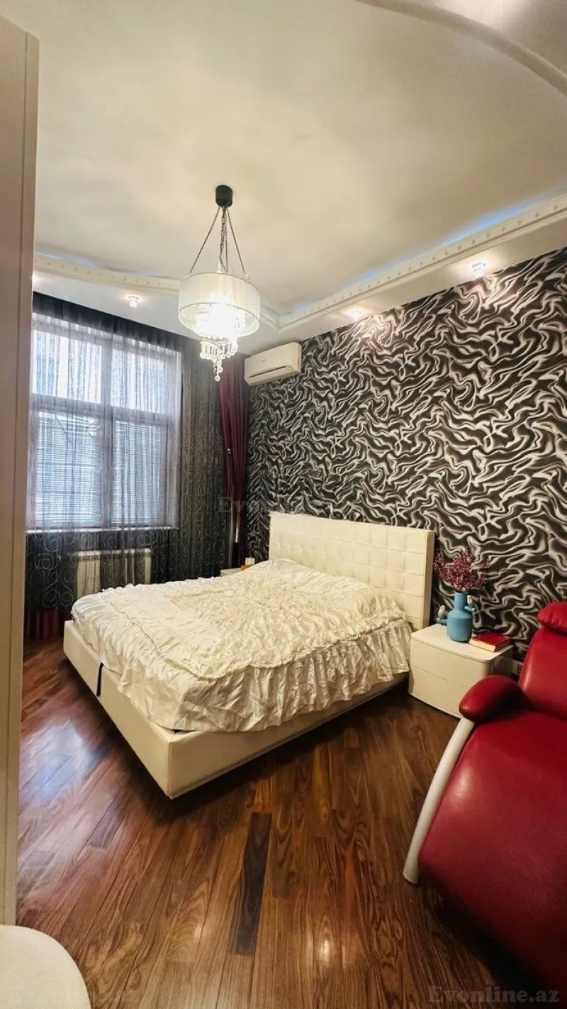 Satılır 3 otaqlı Mənzil Yeni tikili 120 m² Səbail r. - şəkil 12