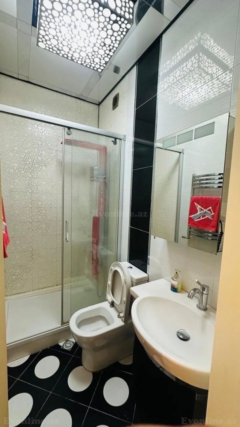 Satılır 3 otaqlı Mənzil Yeni tikili 120 m² Səbail r. - şəkil 14