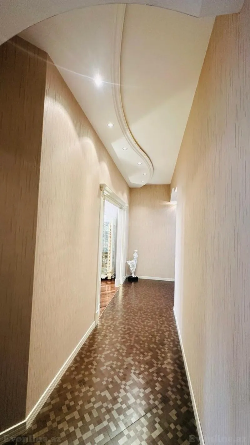Satılır 3 otaqlı Mənzil Yeni tikili 120 m² Səbail r. - şəkil 15
