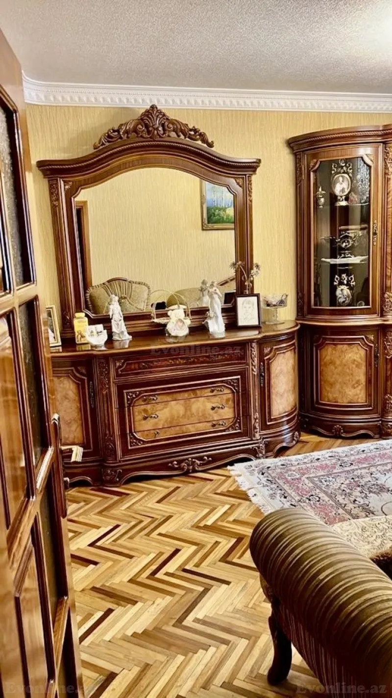 Kirayə verilir 3 otaqlı Mənzil Köhnə tikili 68 m² Koroğlu m. - şəkil 2