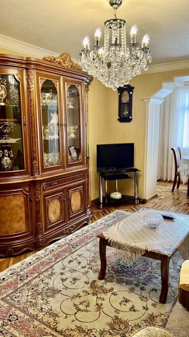 Kirayə verilir 3 otaqlı Mənzil Köhnə tikili 68 m² Koroğlu m. - şəkil 3