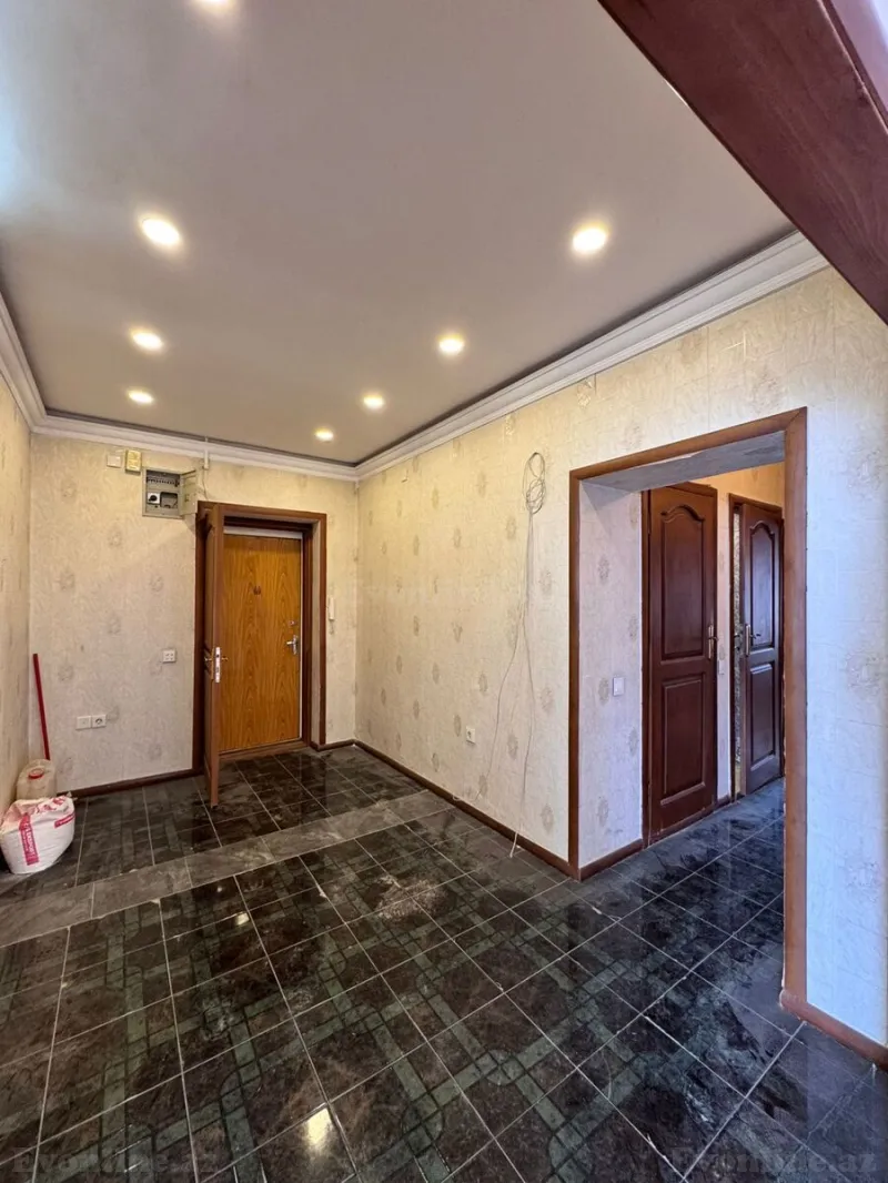 Satılır 3 otaqlı Mənzil Yeni tikili 135 m² Yasamal - şəkil 10