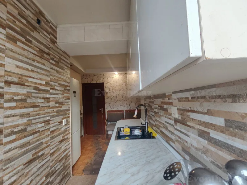 Satılır 2 otaqlı Mənzil Köhnə tikili 57.6 m² İçərişəhər m. - şəkil 16