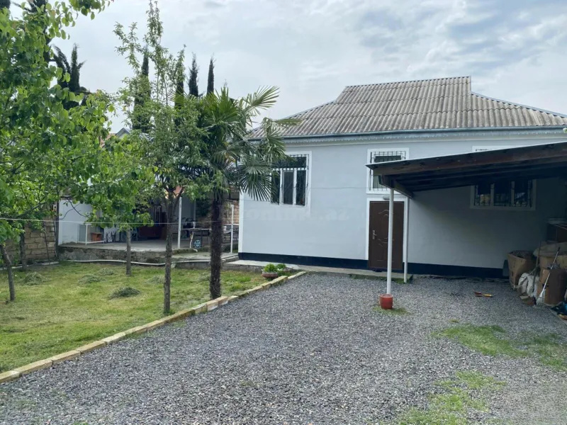 3 otaqlı Həyət evi 90 m² Qəbələ Satılır