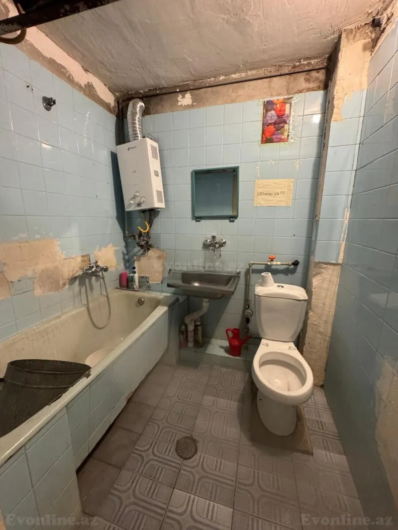 Satılır 3 otaqlı Mənzil Köhnə tikili 70 m² İnşaatçılar m. - şəkil 7