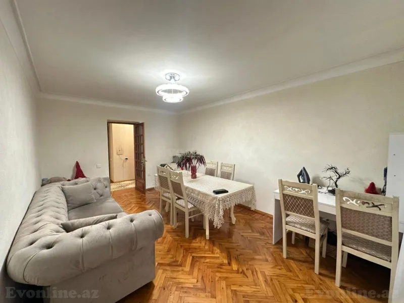 Satılır 3 otaqlı Mənzil Köhnə tikili 70 m² Gənclik m. - şəkil 4