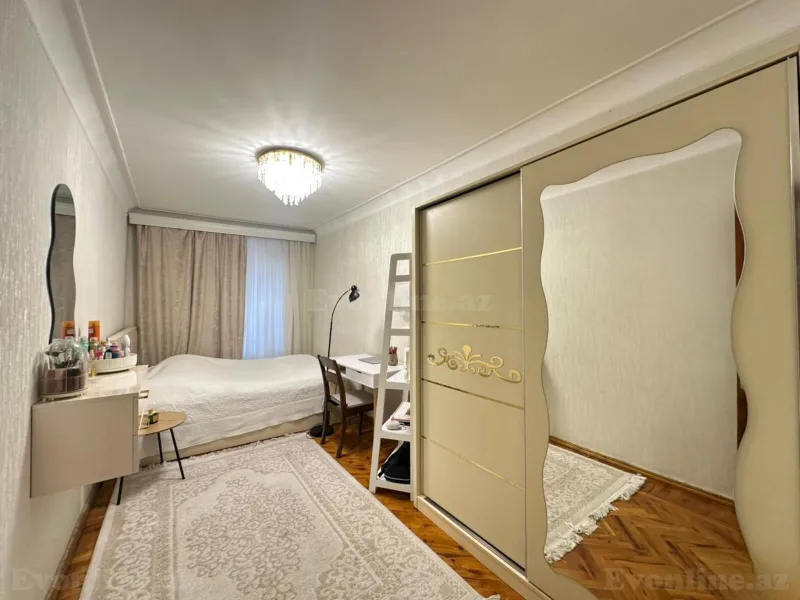 Satılır 3 otaqlı Mənzil Köhnə tikili 70 m² Gənclik m. - şəkil 10