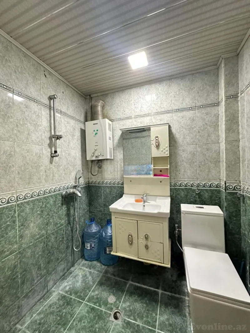 Satılır 3 otaqlı Mənzil Köhnə tikili 70 m² Gənclik m. - şəkil 15