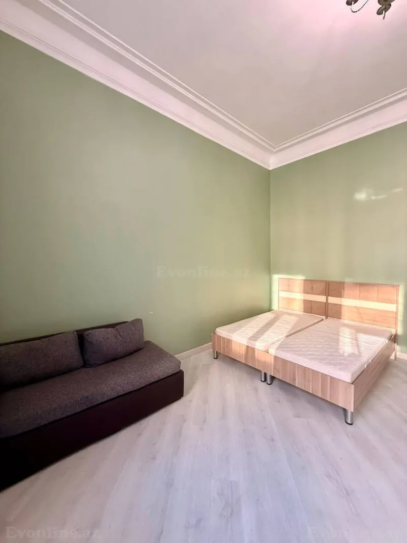 Kirayə verilir 1 otaqlı Mənzil Köhnə tikili 45 m² 28 May m. - şəkil 3