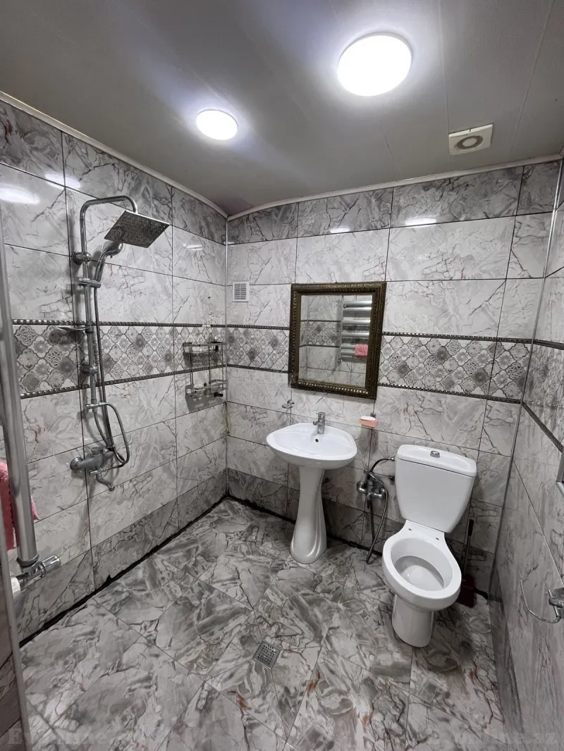 Kirayə verilir 4 otaqlı Mənzil Köhnə tikili 110 m² 28 May m. - şəkil 3