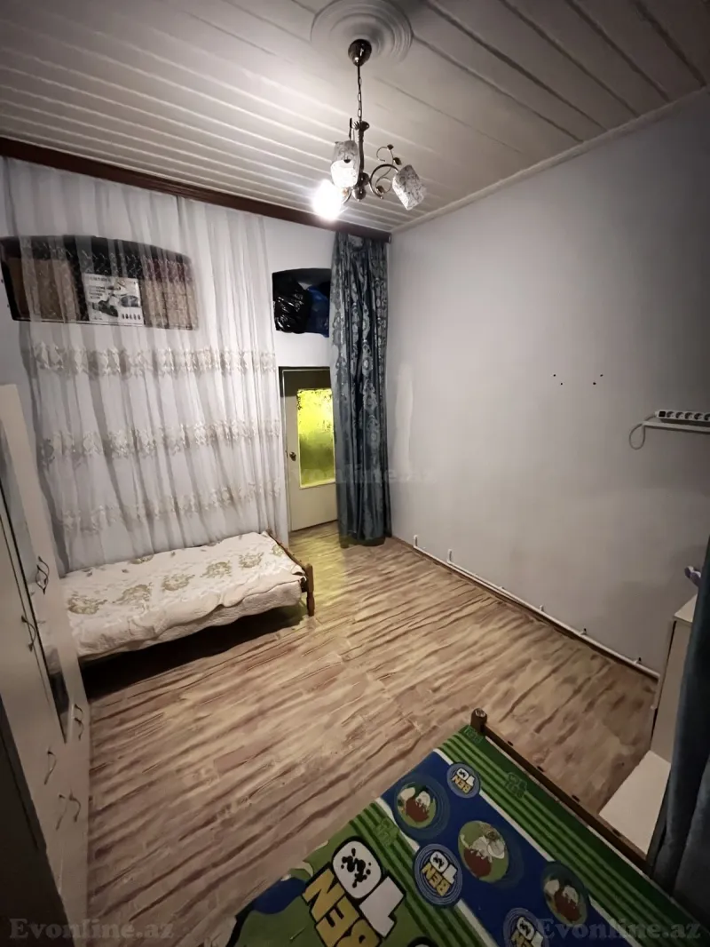 Kirayə verilir 4 otaqlı Mənzil Köhnə tikili 110 m² 28 May m. - şəkil 12