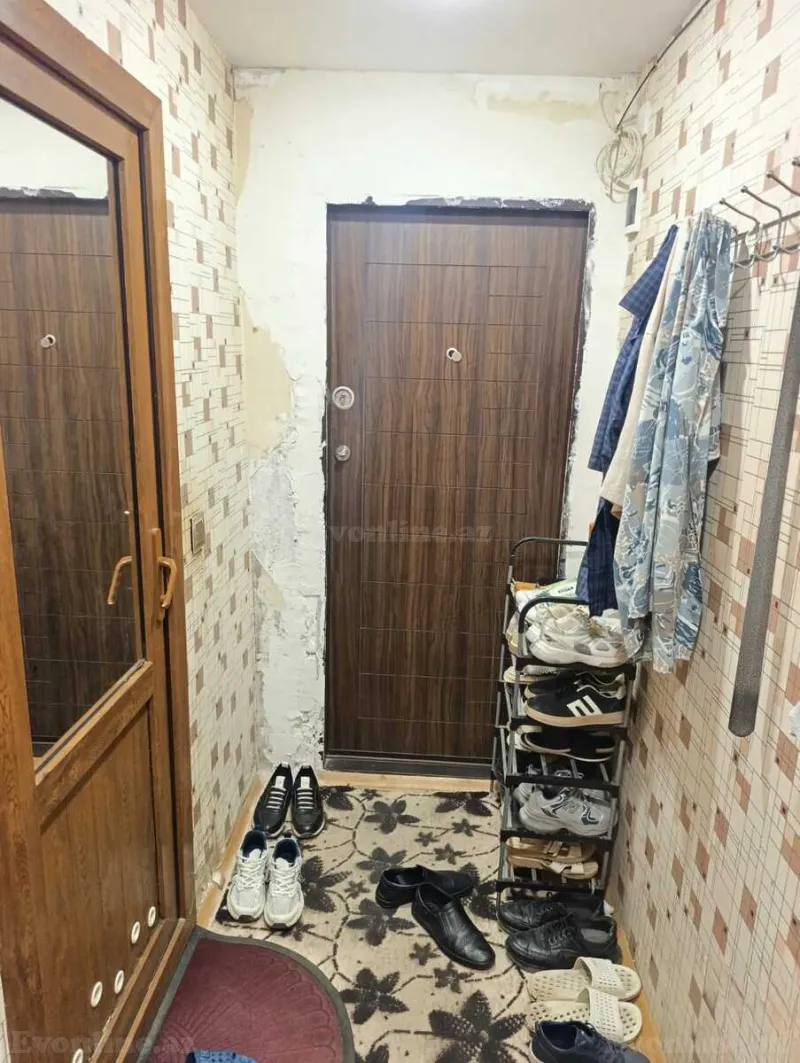 Satılır 3 otaqlı Mənzil Köhnə tikili 70 m² Sumqayıt - şəkil 12
