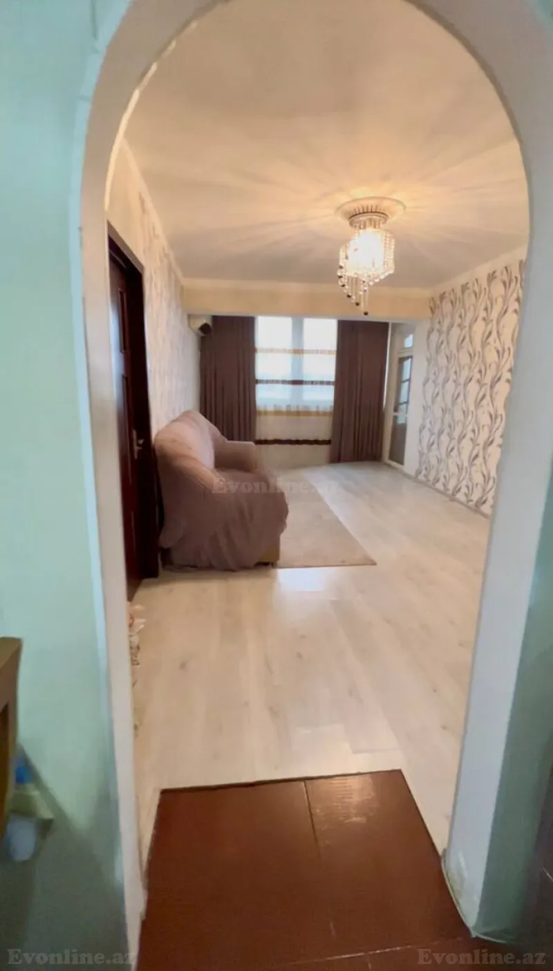 Satılır 3 otaqlı Mənzil Köhnə tikili 75 m² Nərimanov r. - şəkil 3