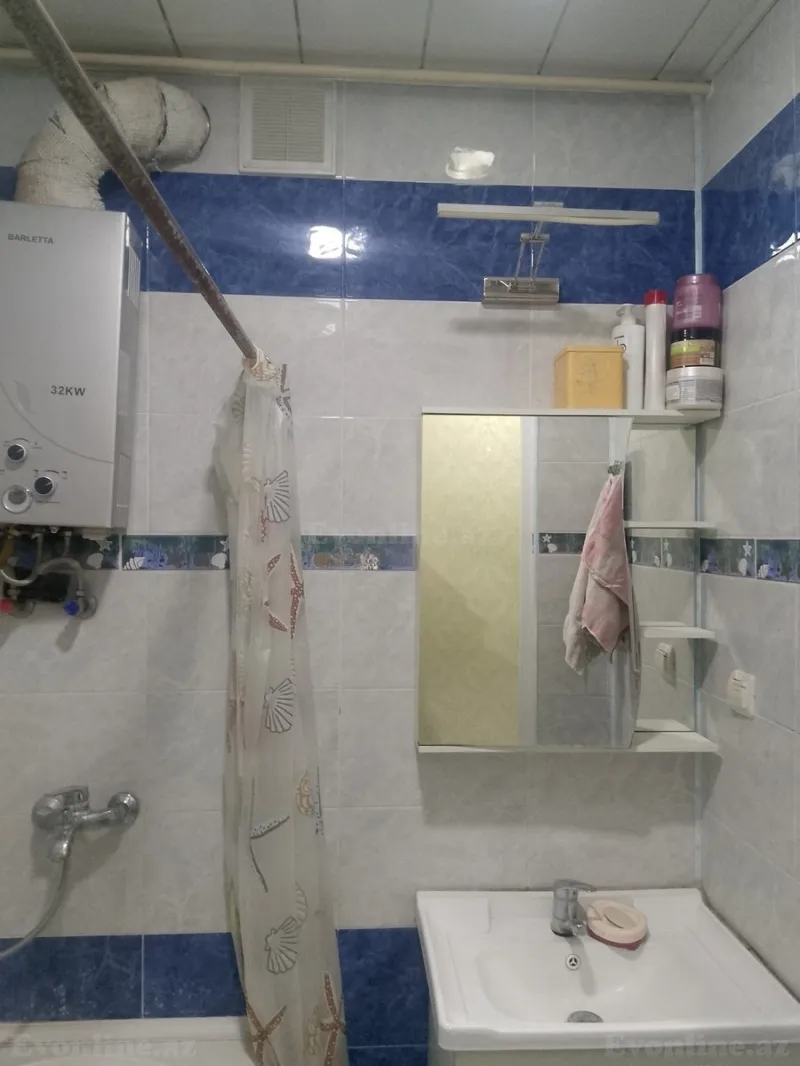 Kirayə verilir 2 otaqlı Mənzil Köhnə tikili 55 m² Nərimanov r. - şəkil 2