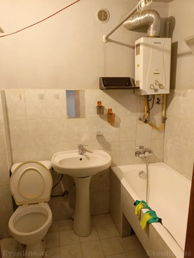 Kirayə verilir 2 otaqlı Mənzil Köhnə tikili 55 m² İnşaatçılar m. - şəkil 4