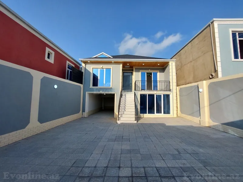 4 otaqlı Həyət evi 220 m² Binə Satılır