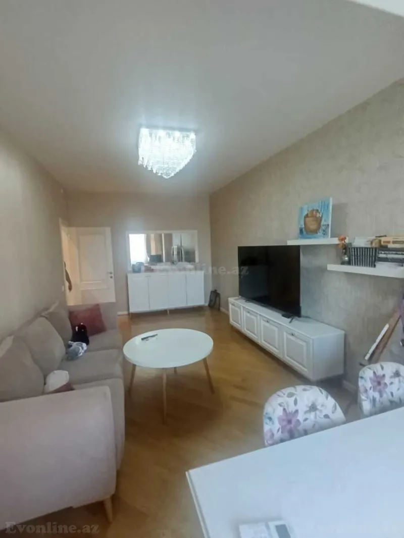 Satılır 3 otaqlı Mənzil Köhnə tikili 85 m² 8-ci mikrorayon - şəkil 2