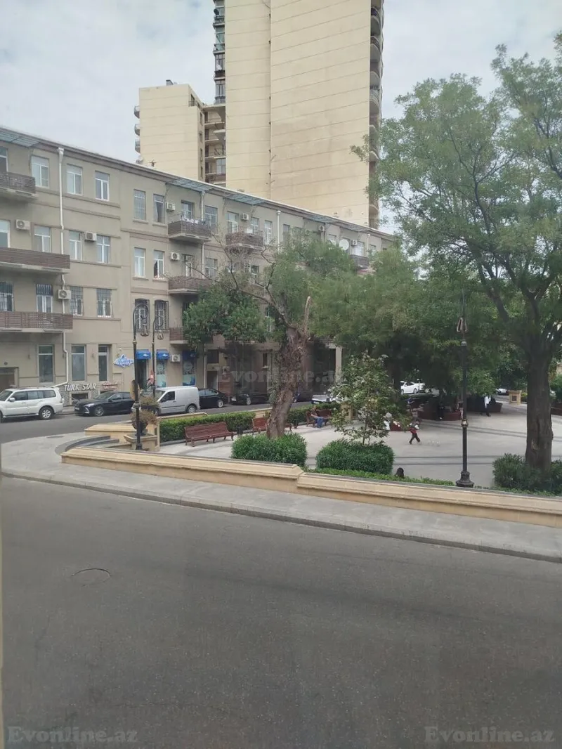 Kirayə verilir Ofis 150 m² Səbail r. - şəkil 3