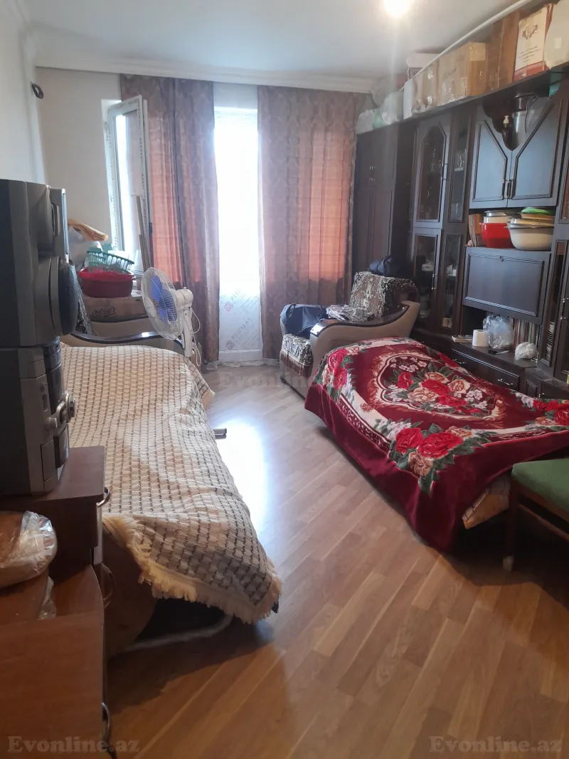 Kirayə verilir 2 otaqlı Mənzil Köhnə tikili 40 m² Xırdalan