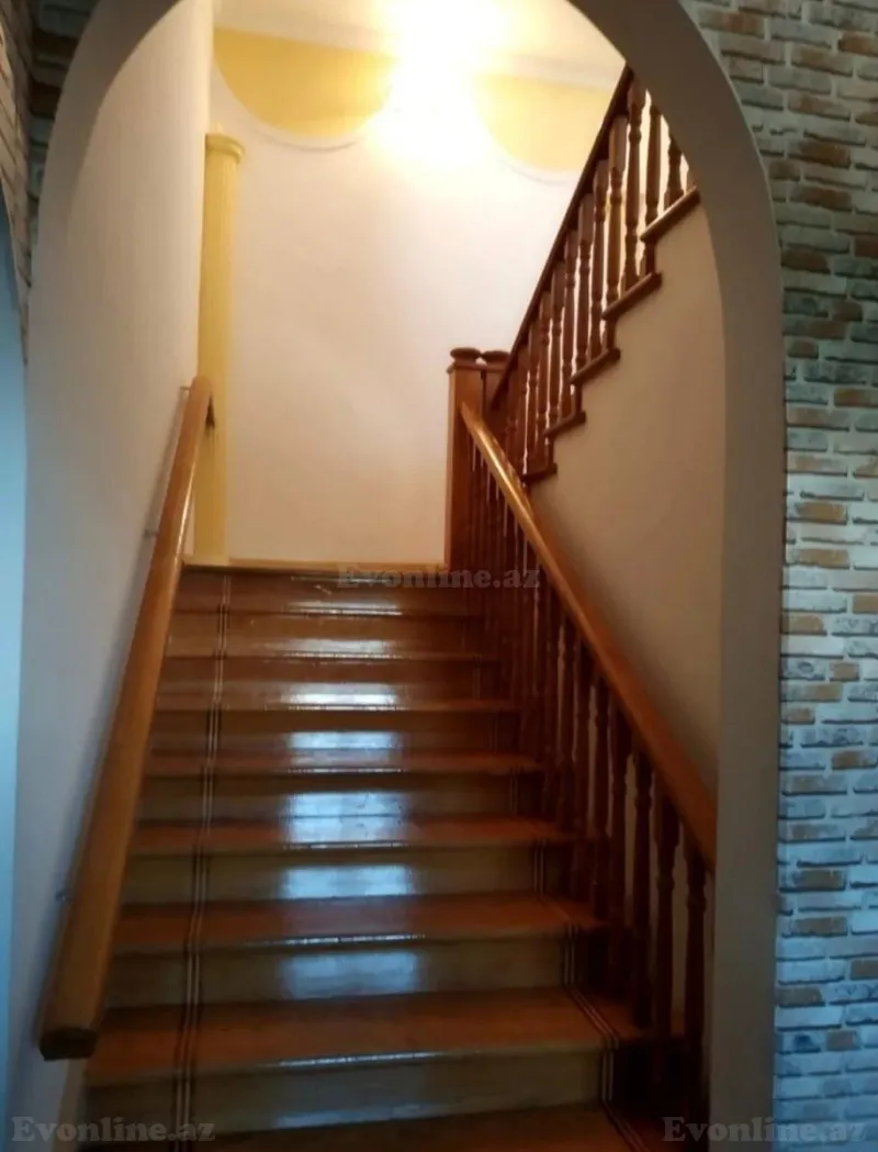 Satılır 14 otaqlı Həyət evi 630 m² Novxanı - şəkil 4