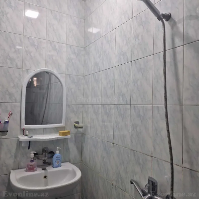 Satılır 2 otaqlı Mənzil Köhnə tikili 54 m² Bakıxanov - şəkil 8