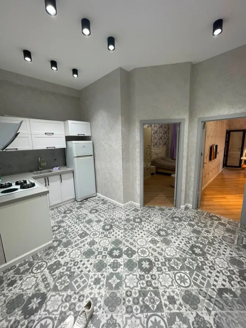 Kirayə verilir 2 otaqlı Mənzil Yeni tikili 62 m² Nərimanov r. - şəkil 25